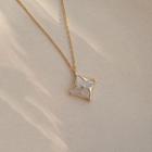 Shell Clover Pendant Necklace Rhombus Shell Necklace - One Size
