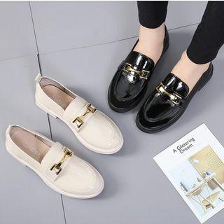 Buckle Details Loafers