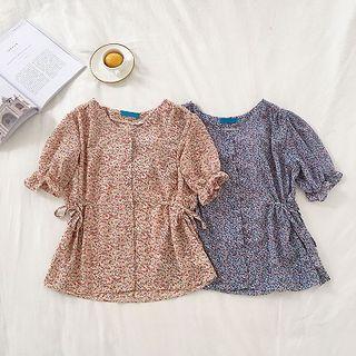 Floral V-neck Chiffon Flare-sleeve Top