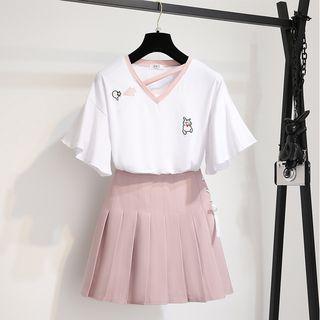 Set: Short-sleeve Embroidered T-shirt + Mini Pleated Skirt