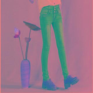 Button-up Slim Fit Jeans