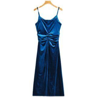 Spaghetti Strap Knotted Velvet Dress