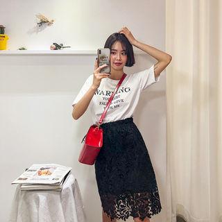 Set: Lettering T-shirt + Lace A-line Skirt