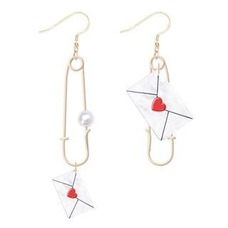 Non-matching Alloy Love Letter Dangle Earring