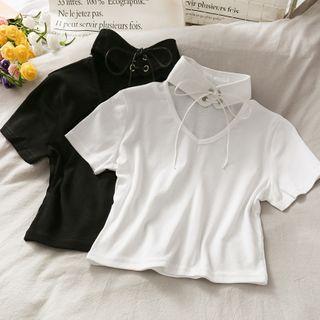 V-neck Cropped Choker T-shirt
