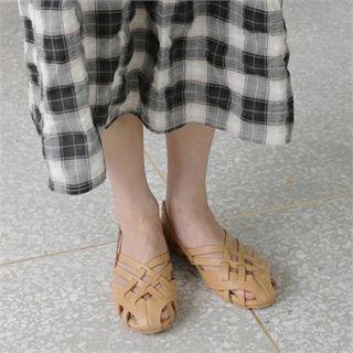 Perforated Cross-strap Sandals
