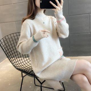 Mock-neck Contrast Pocket Long Sweater
