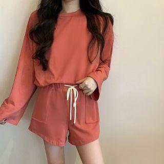 Round-neck Plain Oversize Top / High-waist Plain Wide Leg Shorts
