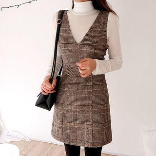 V-neck Sleeveless Glen-plaid Dress