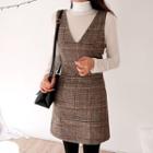 V-neck Sleeveless Glen-plaid Dress