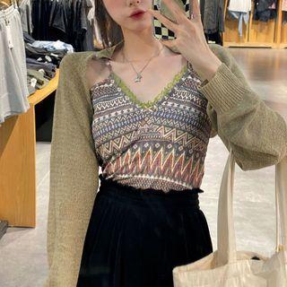 Printed V-neck Camisole / Plain Knit Cropped Cardigan