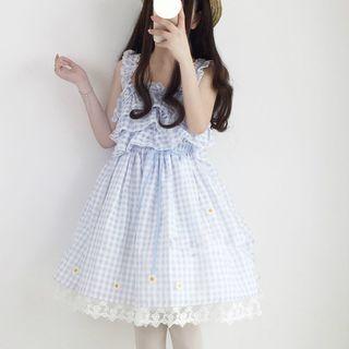 Flower Applique Gingham Strappy A-line Dress / Set: Flower Applique Gingham Strappy A-line Dress + Straw Hat