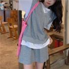 Applique Knit Vest + Plain Skirt / Short-sleeve Plain T-shirt
