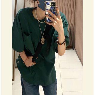 Short Sleeve Front Pocket Plain Loose T-shirt