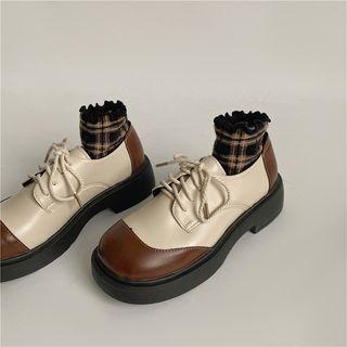 Two-tone Block Heel Lace Up Shoes