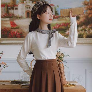 Plaid Trim Knit Top