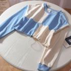 Two-tone Drawstring Cropped Sweatshirt Blue & White - One Size