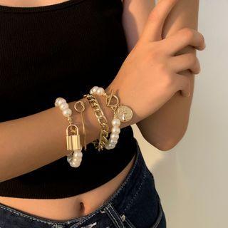 Set Of 4: Bead Bracelet