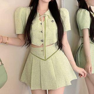 Puff-sleeve Crop Blouse / Pleated A-line Skirt