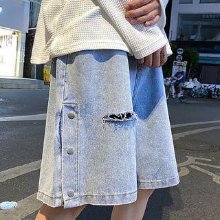 Button-side Distressed Denim Shorts