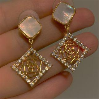 Shell Dangle Earring 1 Pair - Earrings - One Size