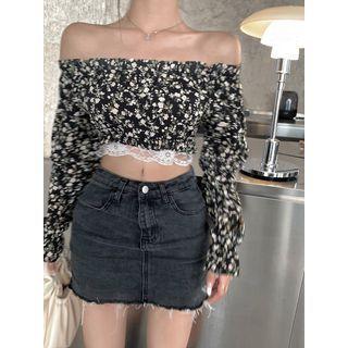 Long-sleeve Floral Lace Cropped Top Black - One Size