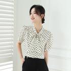 Short-sleeve Ribbon Dotted Blouse
