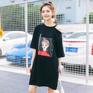 Shoulder-cutout Side-slit 3/4 Sleeve Long T-shirt