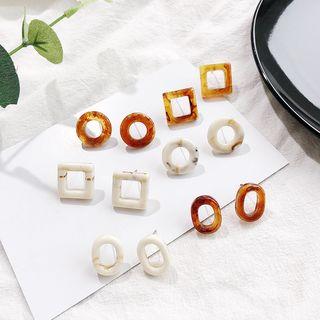 Cut-out Stud Earring