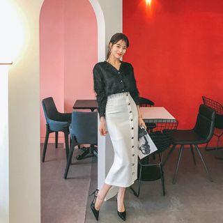 Button-trim H-line Long Skirt