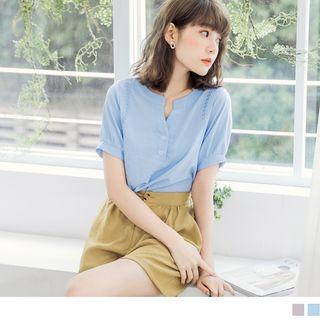 Notched Neck Embroidered Short-sleeve Top