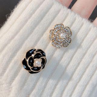 Flower Rhinestone Asymmetrical Earring