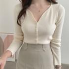 V-neck Single-breasted Knit Sweater