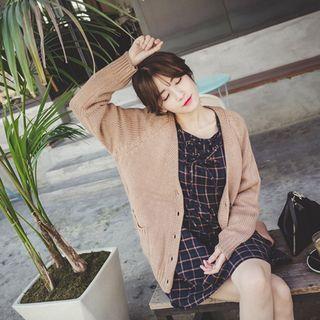 Dual-pocket Chunky-knit Cardigan