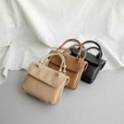 Pocket-detail Tote Bag With Strap