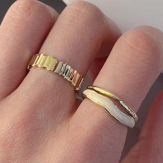 Shell Layered / Textured Alloy Open Ring