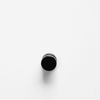 Round Magnetic Earring Single - Black - One Size