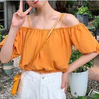 Elbow-sleeve Cold Shoulder Crinkled Cropped Top