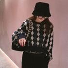 Long-sleeve Argyle Printed Knit Cropped Sweater / High-waist Plain Jogger Pants