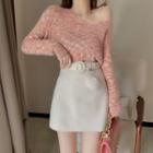 V-neck Sweater / High-waist Skirt