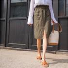 Band-waist Slit-front Pocket-detail Skirt