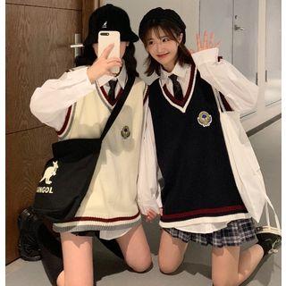 Knit Vest / Shirt / Mini Skirt