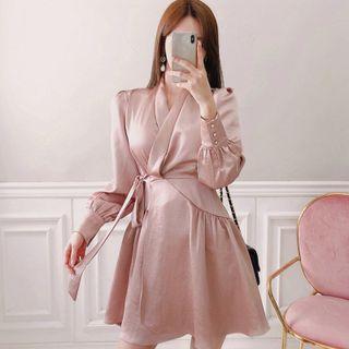 Puff-sleeve Tie-side A-line Dress