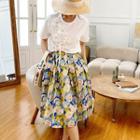 Short-sleeve Floral T-shirt / Floral A-line Midi Skirt