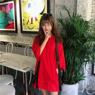 Side Slit 3/4-sleeve Hoodie