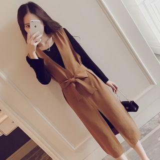 Set: Plain Long-sleeve T-shirt + Sleeveless Tie-waist Slit-front Midi Dress