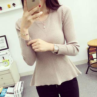 Ruffle Hem Plain Knit Top