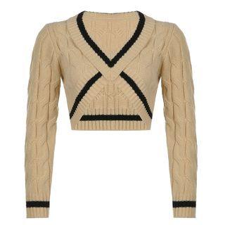 Contrast Trim Cable Knit Cropped Sweater