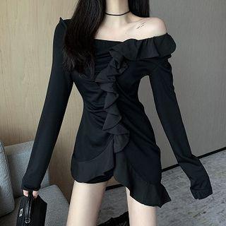 Asymmetric Off-shoulder Long-sleeve T-shirt Black - One Size