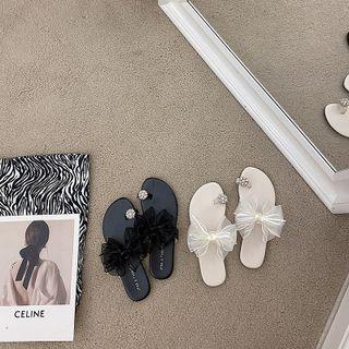 Pearl Toe Loop Sandals